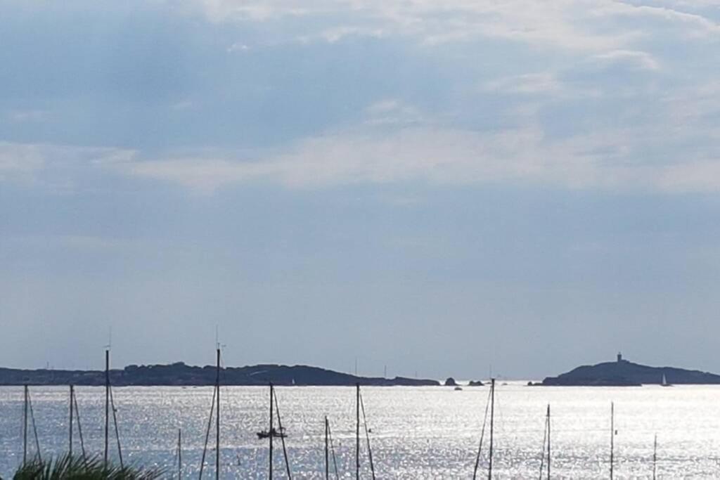 T2 Magnifique Vue Mer Panoramique Six-Fours-les-Plages Exterior foto